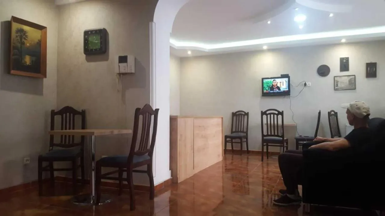 Kargi Youth Hostel 第比利斯 格鲁吉亚